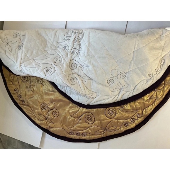 Santa’s Best Tree Skirt Gold Satin Purple Velvet Trim - Picture 10 of 16